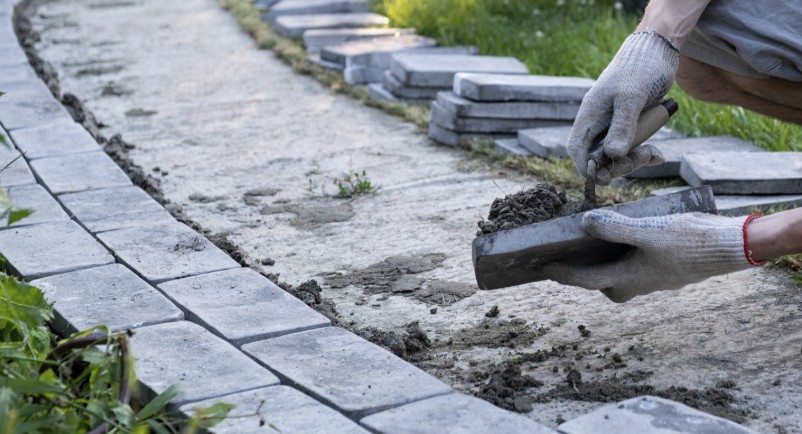 Albañil en Cádiz suelo para patio cadiz